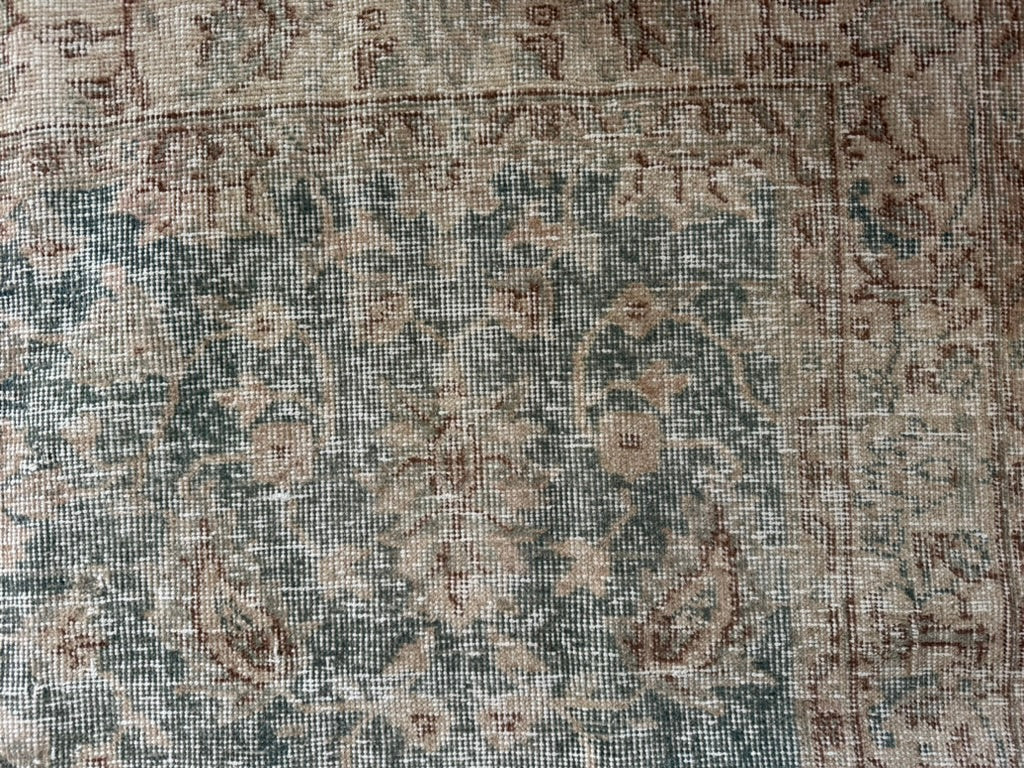 Vintage Turkish Scatter Rug No. 306