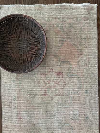 Vintage Turkish Runner Rug No. 731 | 2'9 x 9'7