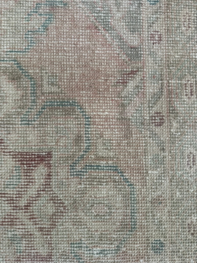 Vintage Turkish Runner Rug No. 731 | 2'9 x 9'7