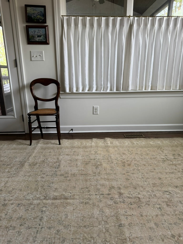 Vintage Turkish Area Rug No. 517 |  7'8 x 11'0