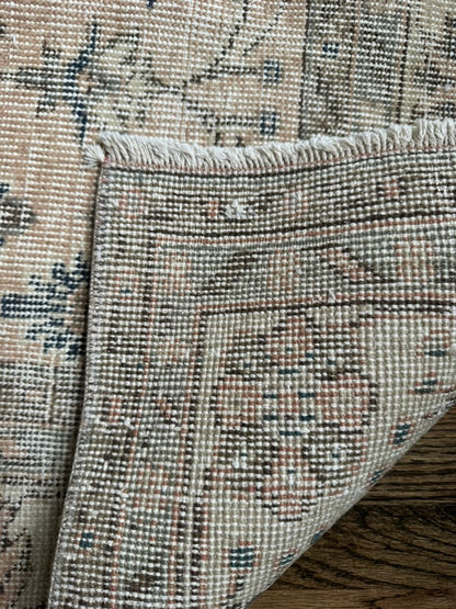 Vintage Turkish Area Rug No. 526 |  6'9 x 10'8