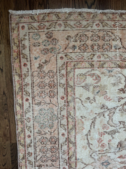 Vintage Turkish Area Rug No. 522 |  7'0 x 10'5