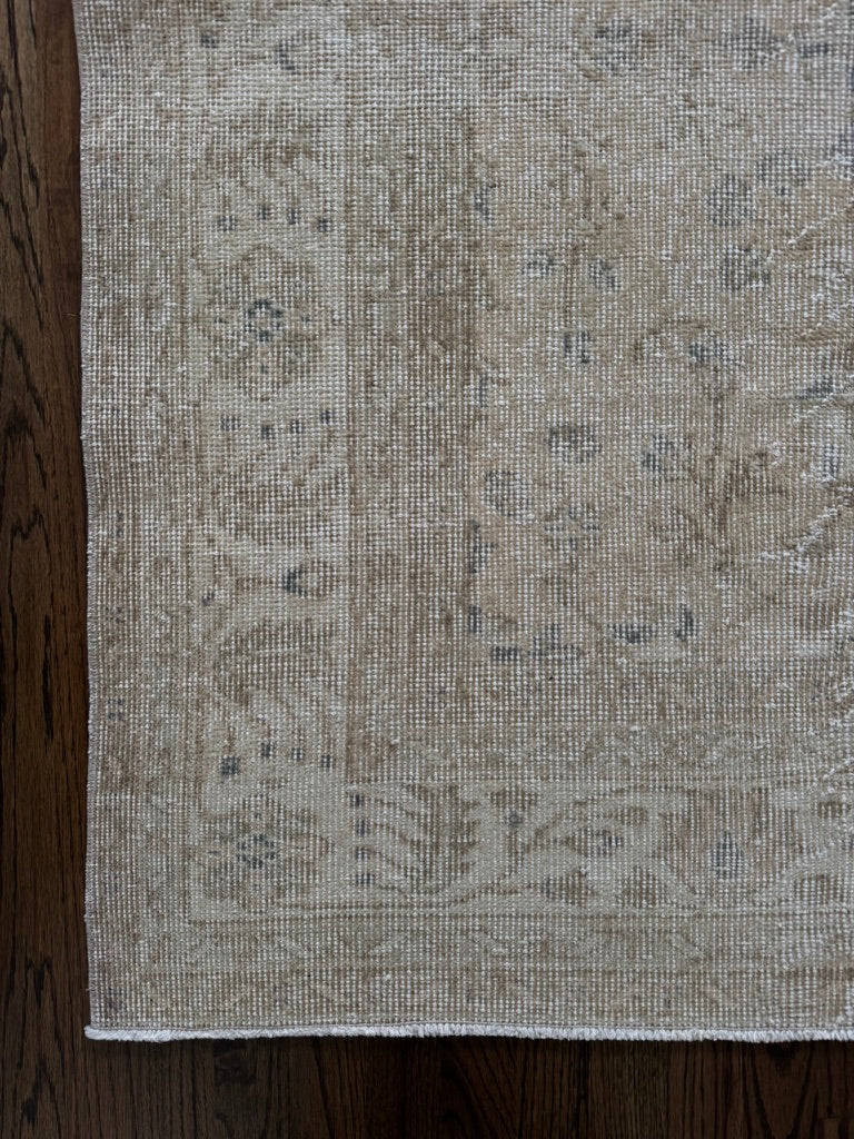 Vintage Turkish Area Rug No. 517 |  7'8 x 11'0
