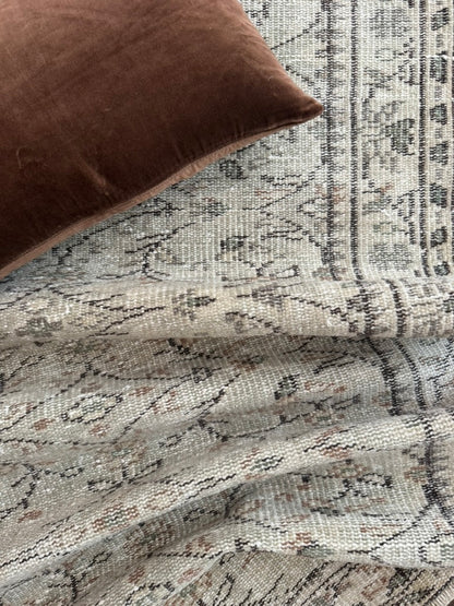 Vintage Turkish Runner Rug No. 715 | 3'2 x 7'0"
