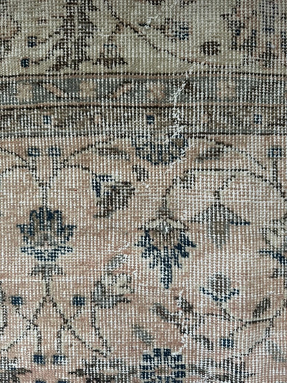 Vintage Turkish Area Rug No. 526 |  6'9 x 10'8