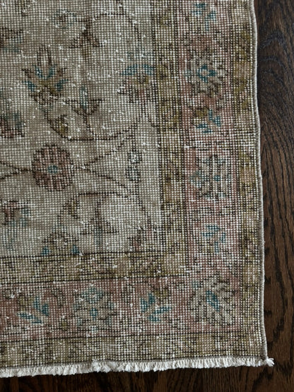 Vintage Turkish Runner Rug No. 727 | 2'11 x 6'4