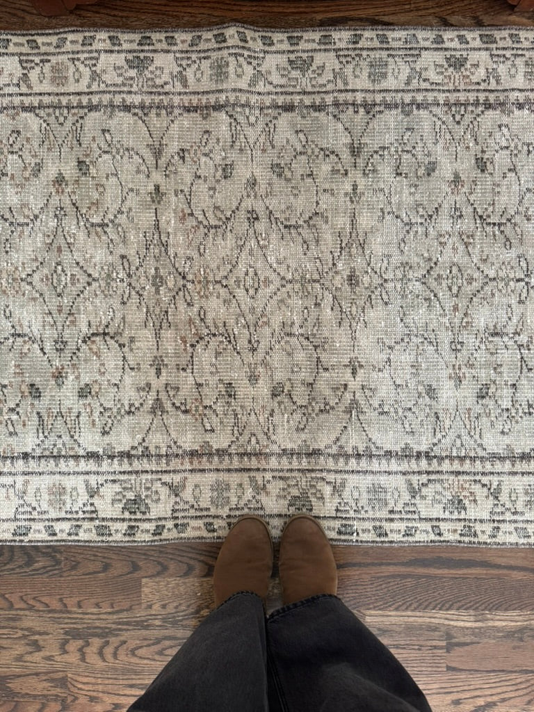 Vintage Turkish Runner Rug No. 715 | 3'2 x 7'0"