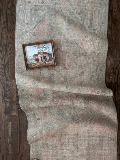 Vintage Turkish Runner Rug No. 731 | 2'9 x 9'7